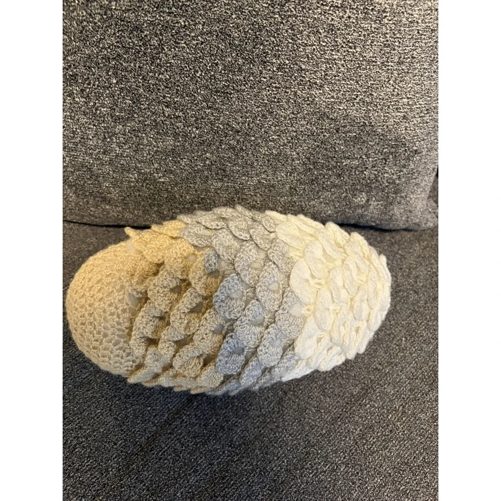 Vtg Hand Crocheted Pinecone Accent Pillow~ Silver & Gold Metallic~Autumn Decor